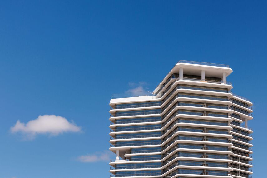 ConceptWall 60 Façades, ConceptSystem 77 Doors and CW 60 Hidden Vent Façades - Infinity located in Lisbon, Portugal