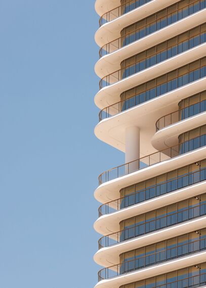 ConceptWall 60 Façades, ConceptSystem 77 Doors and CW 60 Hidden Vent Façades - Infinity located in Lisbon, Portugal