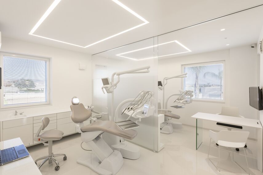 HiFinity Sliding & Folding, SlimPatio 68 Sliding & Folding and CS 77 Hidden Vent Windows - Dental Clinic Decorato located in Ragusa, Italy