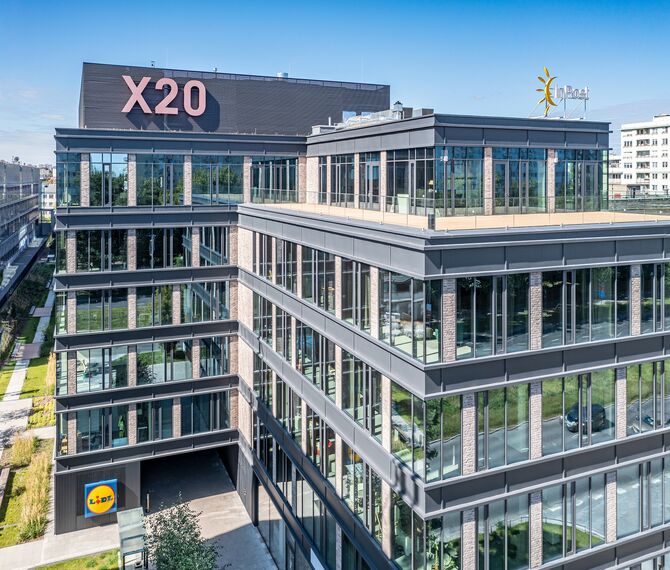 ConceptWall 50 Façades, MasterLine 8 Windows, CW 50-HI Façades, CW 50-SC Façades, MasterLine 8 HI Windows and MasterLine 8 Hidden Vent Windows - X20 located in Warsaw, Poland