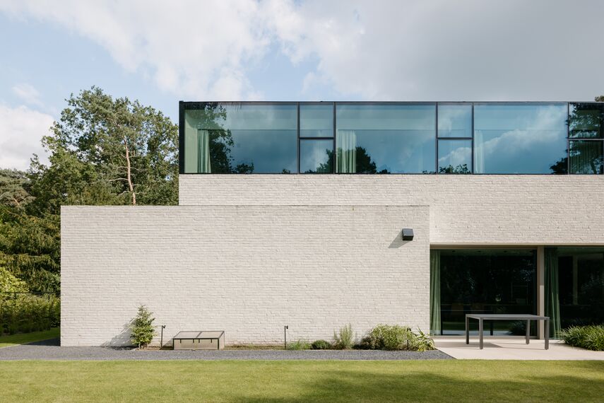 MasterLine 8 Windows, MasterLine 8 Doors, MasterPatio Sliding & Folding and MasterLine 8 HI Windows - Low-Energy Home Keerbergen located in Keerbergen, Belgium