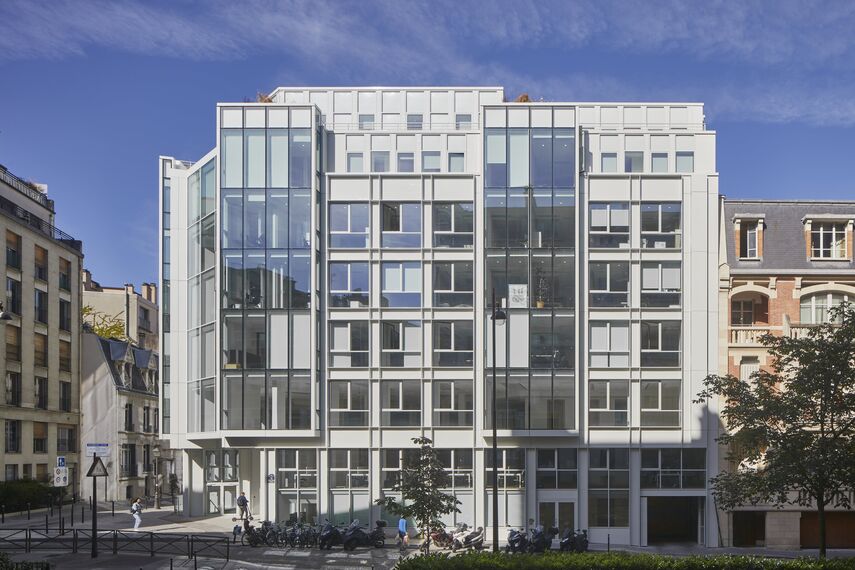 ConceptWall 60 Façades, ConceptWall 86 Façades and TS 68-HV Windows - Belles Feuilles located in Paris, France