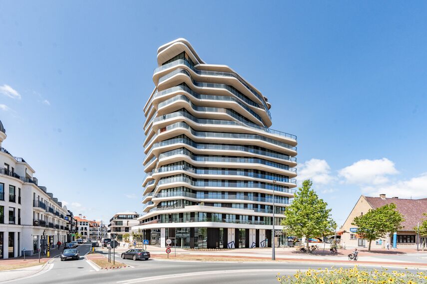 MasterPatio Sliding & Folding and MasterLine 8 Windows - Lake District Knokke located in Knokke-Heist, Belgium