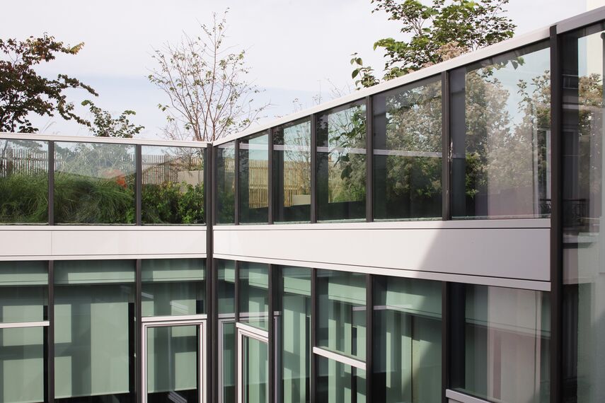 SlimLine 38 Windows, SlimLine 38 Doors and CW 50-SL Façades - Villa Malevart located in Paris, France