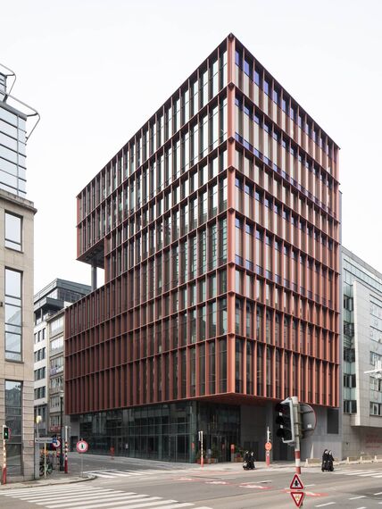 ConceptWall 50 Façades, MasterLine 8 Windows, ConceptSystem 77 Doors and CS 77 Fire Proof Doors - Science 12 located in Brussels, Belgium