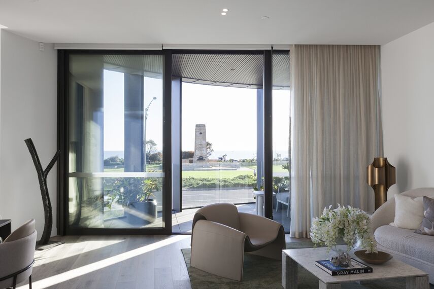 ConceptPatio 130 Sliding & Folding, ConceptWall 50 Façades, SlimLine 68 Windows and ConceptSystem 77 Doors - The Esplanade located in Brighton, Australia