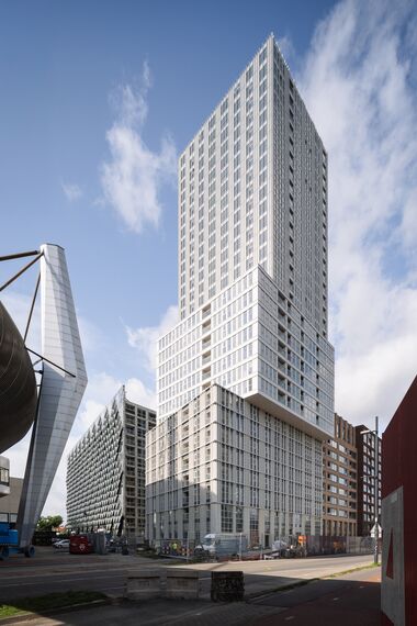 ElementFaçade 7 Façades, MasterLine 8 Windows and MasterLine 8 SoftTone Windows - Eurostaete located in Eindhoven, The Netherlands