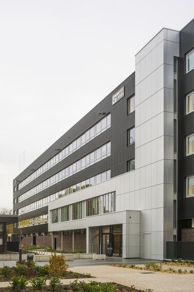 ConceptWall 50 Façades, CD 68 Doors and TS 68 Windows - College/University University of Rouen located in Rouen, France