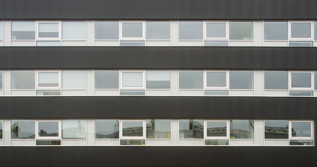 ConceptWall 50 Façades, CD 68 Doors and TS 68 Windows - College/University University of Rouen located in Rouen, France