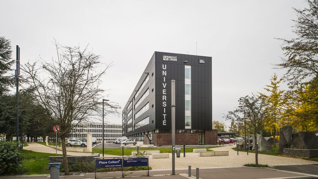 ConceptWall 50 Façades, CD 68 Doors and TS 68 Windows - College/University University of Rouen located in Rouen, France