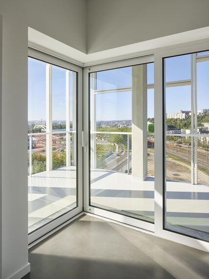 ThermoSystem 68 Windows and ConceptPatio 68 Sliding & Folding - Residental/Project Tour Ycone located in Lyon, France