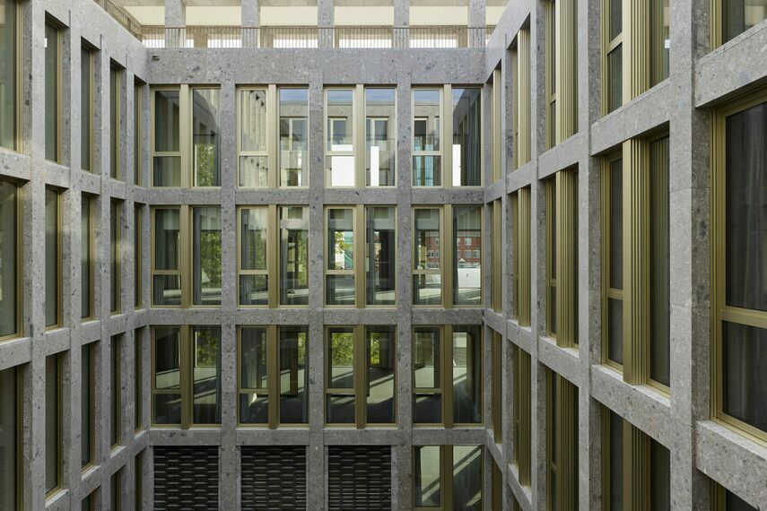 CS 86-HI (c) Cancelled Systems and CW 65-EF Façades - Schiffbauplatz located in Zürich, Switzerland