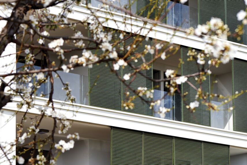 BriseSoleil 40 Solar Shading, SlimPatio 68 Sliding & Folding and CS 77 Hidden Vent Windows - Residental/Project Palazzo Arbà located in Genoa, Italy