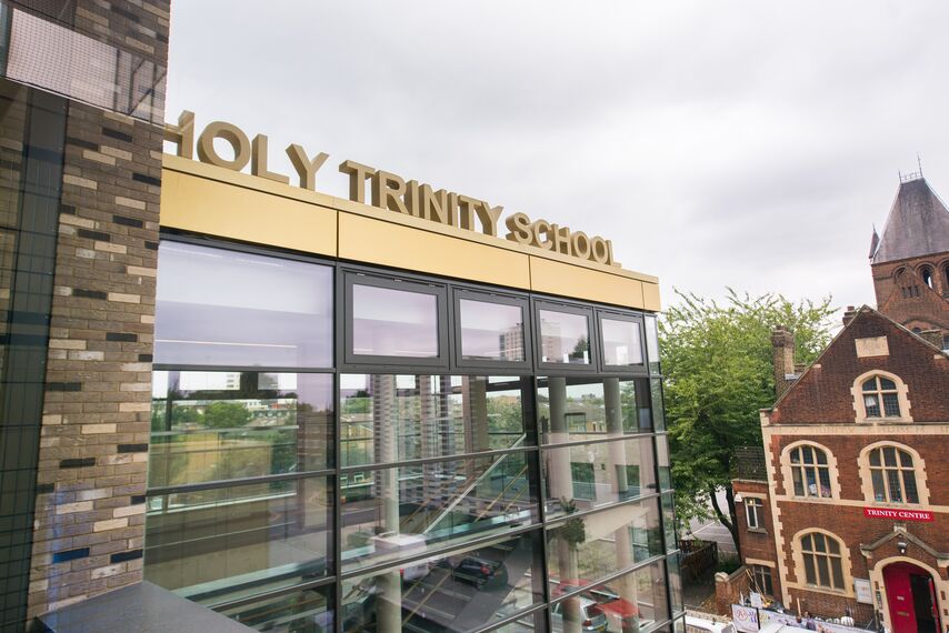 Vision 50 Doors, ConceptSystem 77 Windows, ConceptFolding 77 Sliding & Folding, CW 50 Standard Façades and CW 50 Façades - Apartmentcomplex Holy Trinity School and Vibe Apartments located in London, United Kingdom