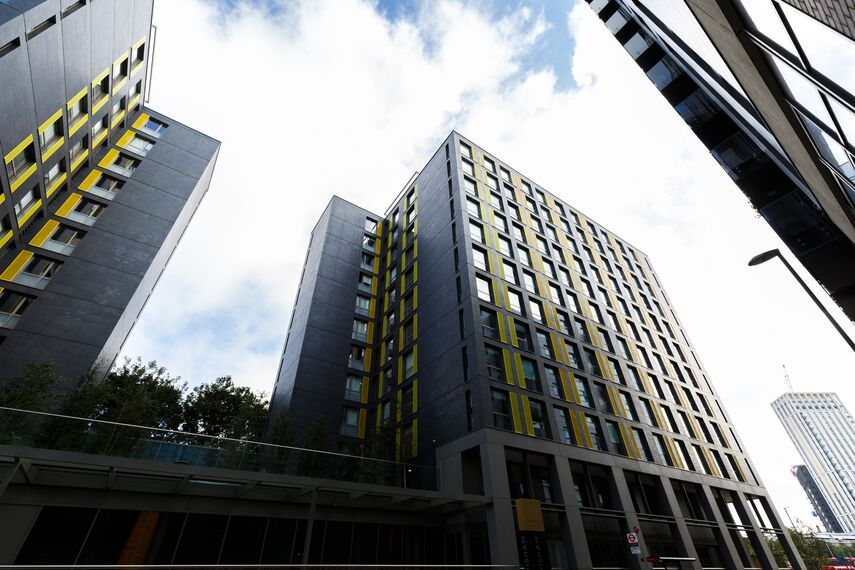 ConceptSystem 68 Doors and CW 50-HI Façades - Residental/Project Sherwood Court located in London, United Kingdom