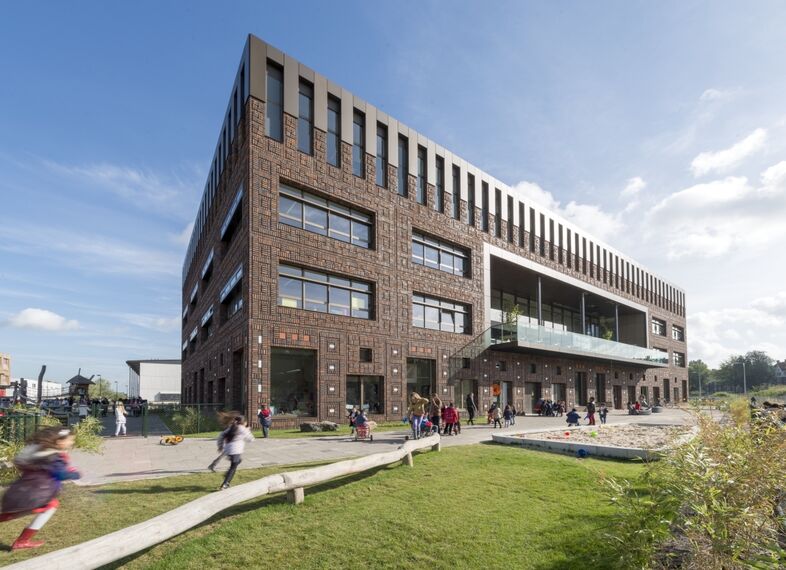 ConceptWall 50 Façades, ConceptSystem 77 Windows and CS 77 Hidden Vent Windows - Boarding school Brede school Houthaven located in Amsterdam, The Netherlands