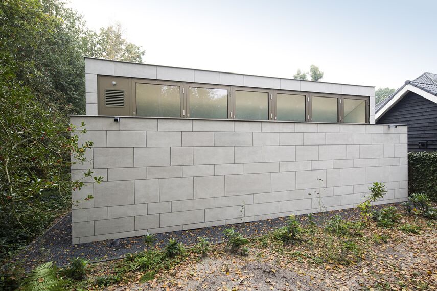 BriseSoleil 40 Solar Shading, HiFinity Sliding & Folding and CS 86-HI (c) Cancelled Systems - Swimming pool Poolhouse Bergen located in Bergen, The Netherlands