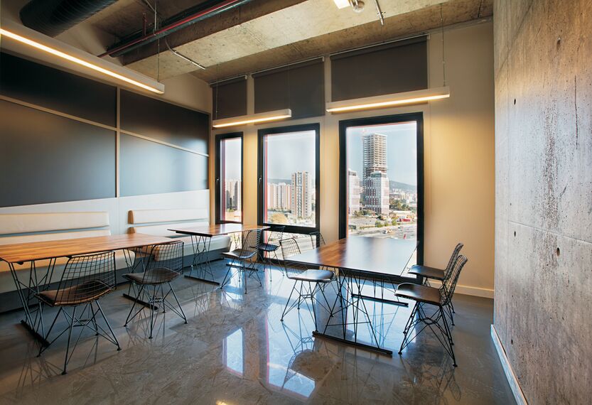 CS 86-HI (c) Cancelled Systems and CW 50-SC Façades - Business center Lapishan located in Istanbul, Turkey