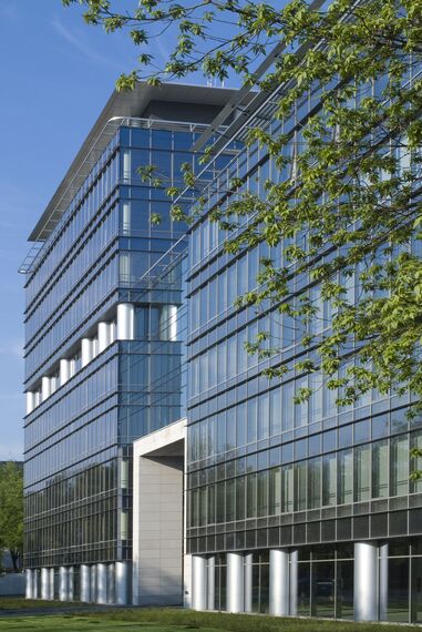 ConceptWall 50 Façades - Business center Marynarska Business Park located in Warsaw, Poland