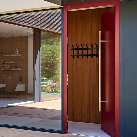 SlimLine 38 Windows, MasterLine 8 Doors, HiFinity Sliding & Folding, SlimPatio 68 Sliding & Folding and MasterLine 8 Panel Door Doors - Villa HiFinity Garda Lake located in Brescia, Italy