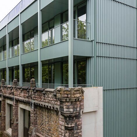 MasterLine 8 Windows, MasterLine 8 Doors, SlimLine 38 Windows, SlimLine 38 Doors, ConceptWall 50 Façades, SlimLine 38 Ferro Windows, SlimLine 38 HI Windows, MasterLine 8 Windows, MasterLine 8 HI Windows and CW 50-HI Façades - Leopoldskazerne located in Gent, Belgium