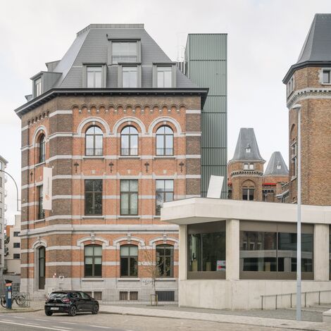 MasterLine 8 Windows, MasterLine 8 Doors, SlimLine 38 Windows, SlimLine 38 Doors, ConceptWall 50 Façades, SlimLine 38 Ferro Windows, SlimLine 38 HI Windows, MasterLine 8 Windows, MasterLine 8 HI Windows and CW 50-HI Façades - Leopoldskazerne located in Gent, Belgium