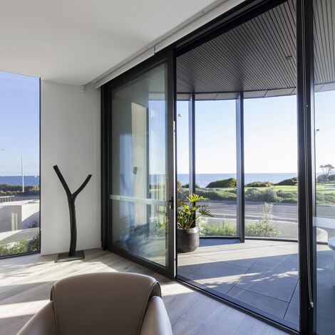 ConceptPatio 130 Sliding & Folding, ConceptWall 50 Façades, SlimLine 68 Windows and ConceptSystem 77 Doors - The Esplanade located in Brighton, Australia