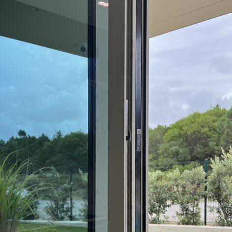 SlimPatio 68 Sliding & Folding and MasterLine 8 Windows - Lagoon Village located in Óbidos, Portugal