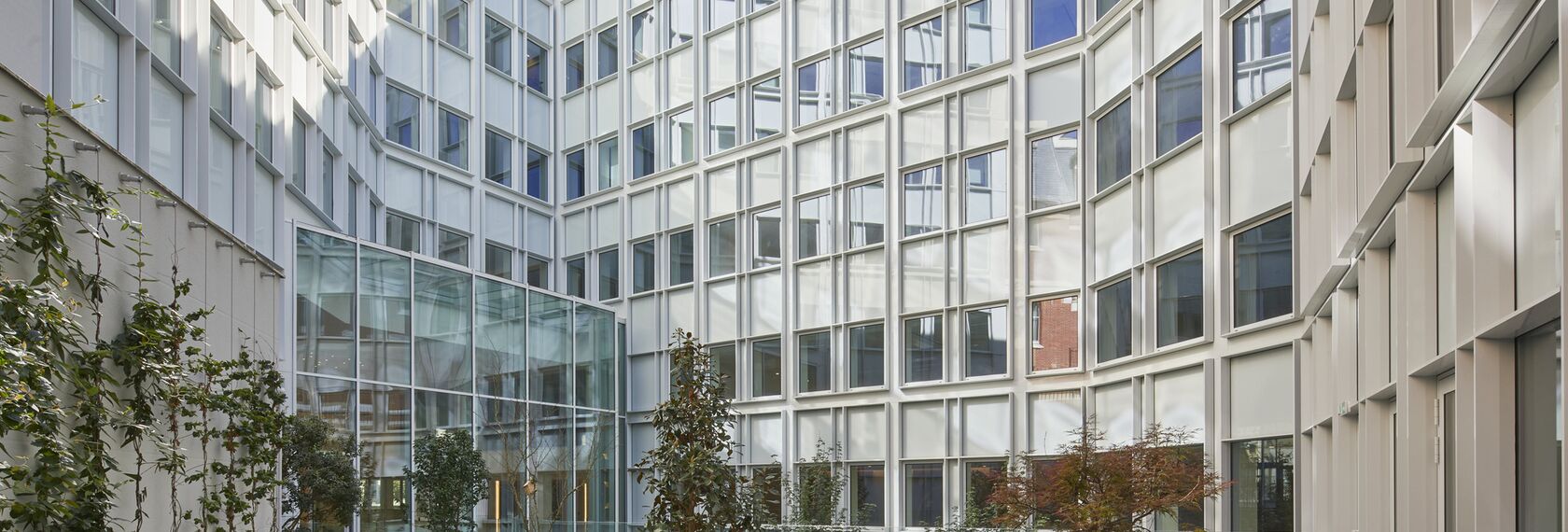 ConceptWall 60 Façades, ConceptWall 86 Façades and TS 68-HV Windows - Belles Feuilles located in Paris, France