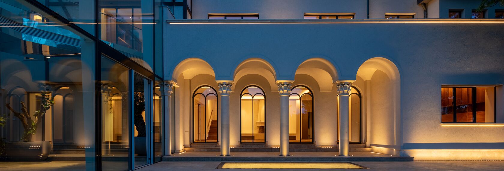 HiFinity Sliding & Folding - Villa JCV located in Bucharest, Romania