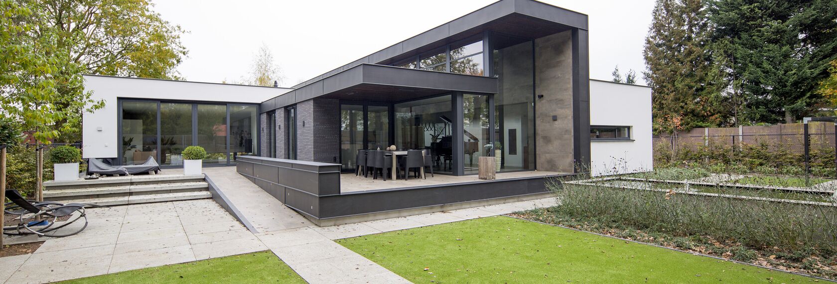 SlimLine 38 Doors - Villa Villa Veghel located in Veghel, The Netherlands