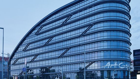 CS 86-HI (c) Cancelled Systems and ConceptWall 50 Façades - Office building ArtGen located in Prague, Czech Republic